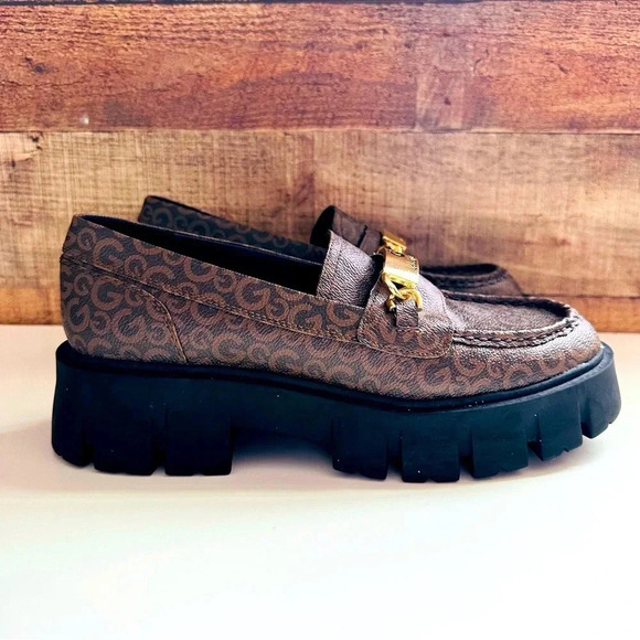 NWOT G by Guess Signature Chunky Loafers - Picture 2 of 6